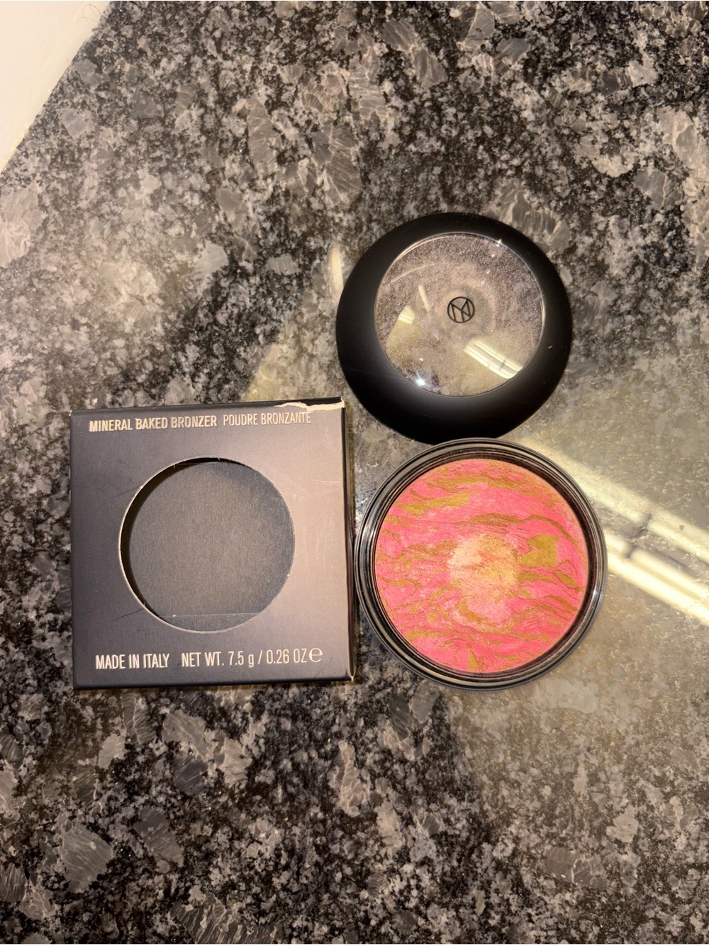 IL MAKIAGE MINERAL BAKED BRONZER
INSTANT SUNKISSED BRONZER